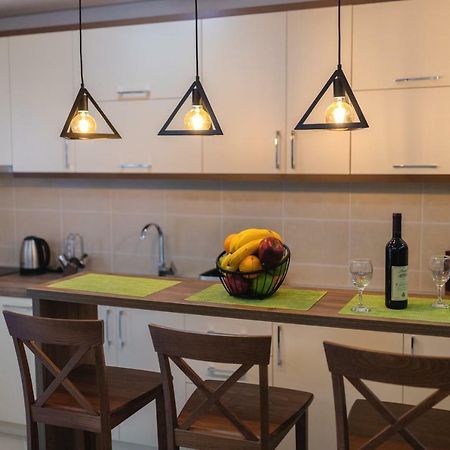 Apartmani Tref Petrovac Luaran gambar