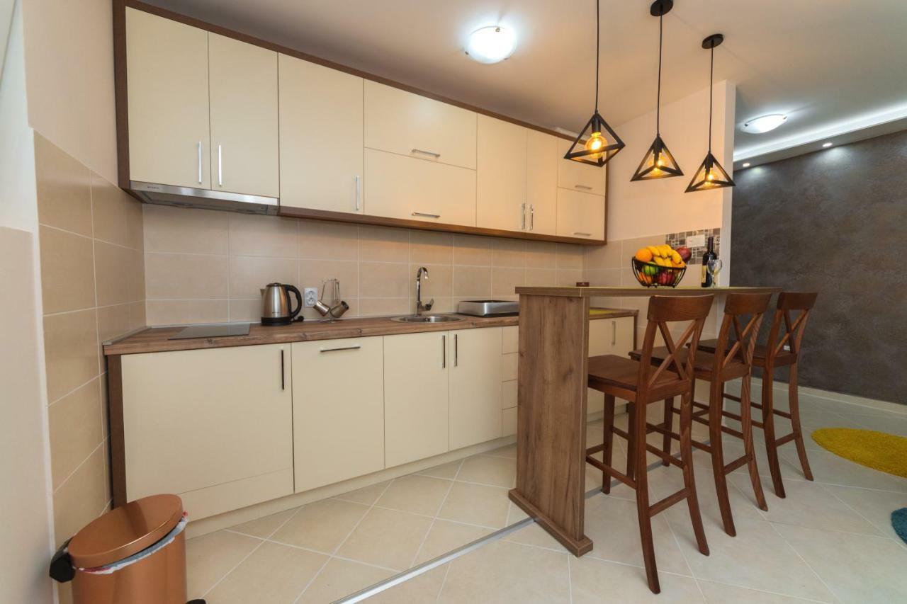Apartmani Tref Petrovac Luaran gambar
