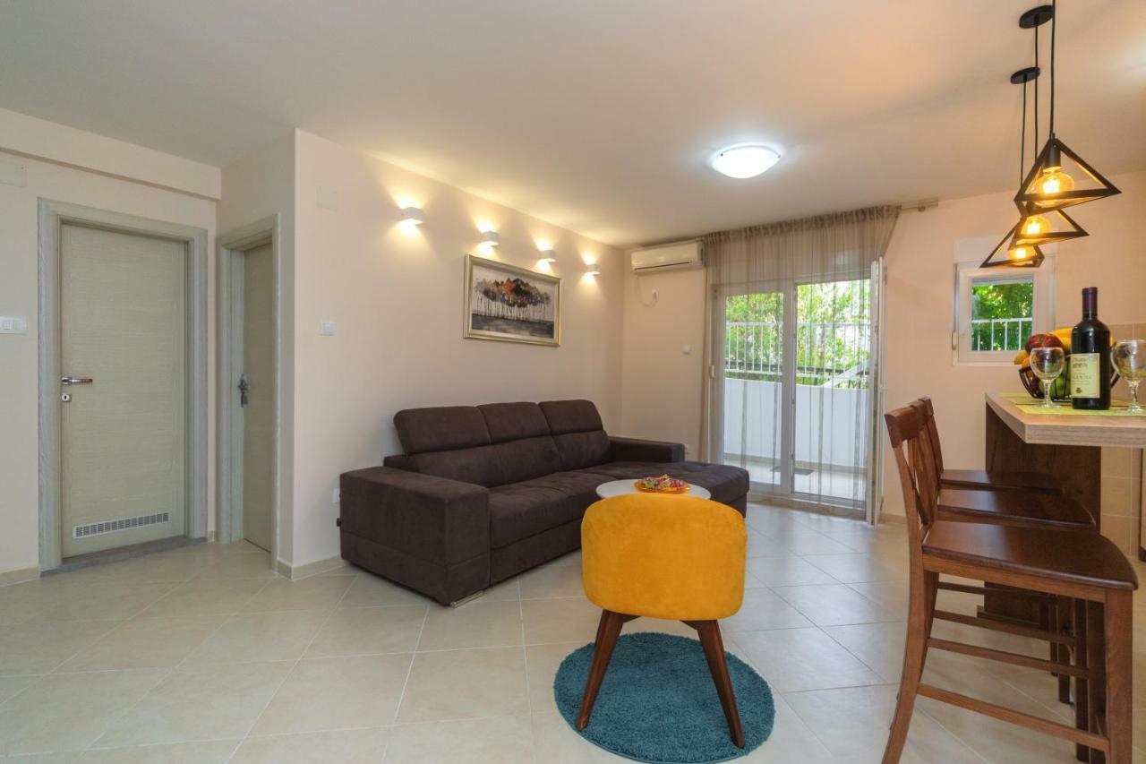 Apartmani Tref Petrovac Luaran gambar