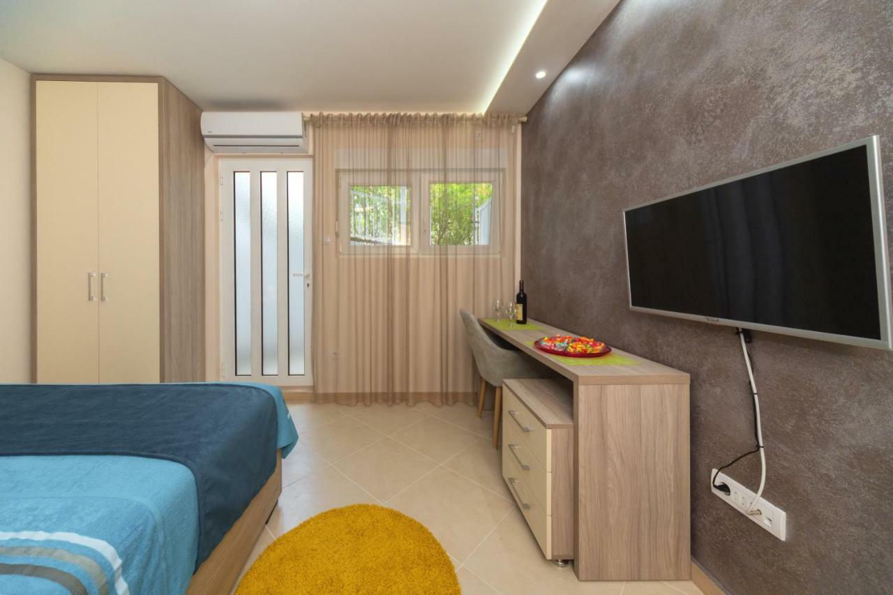 Apartmani Tref Petrovac Luaran gambar